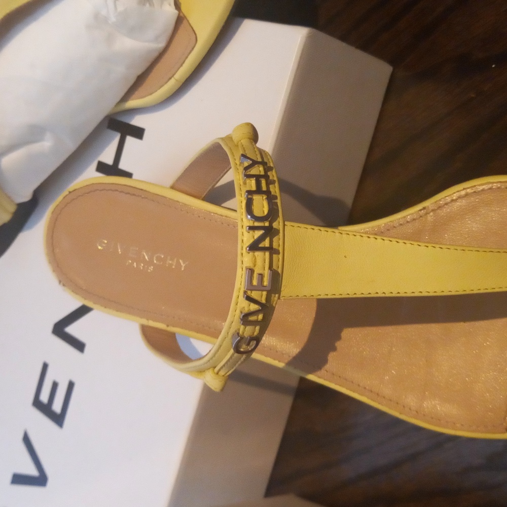Givenchy Sandals - Picture 3 of 5